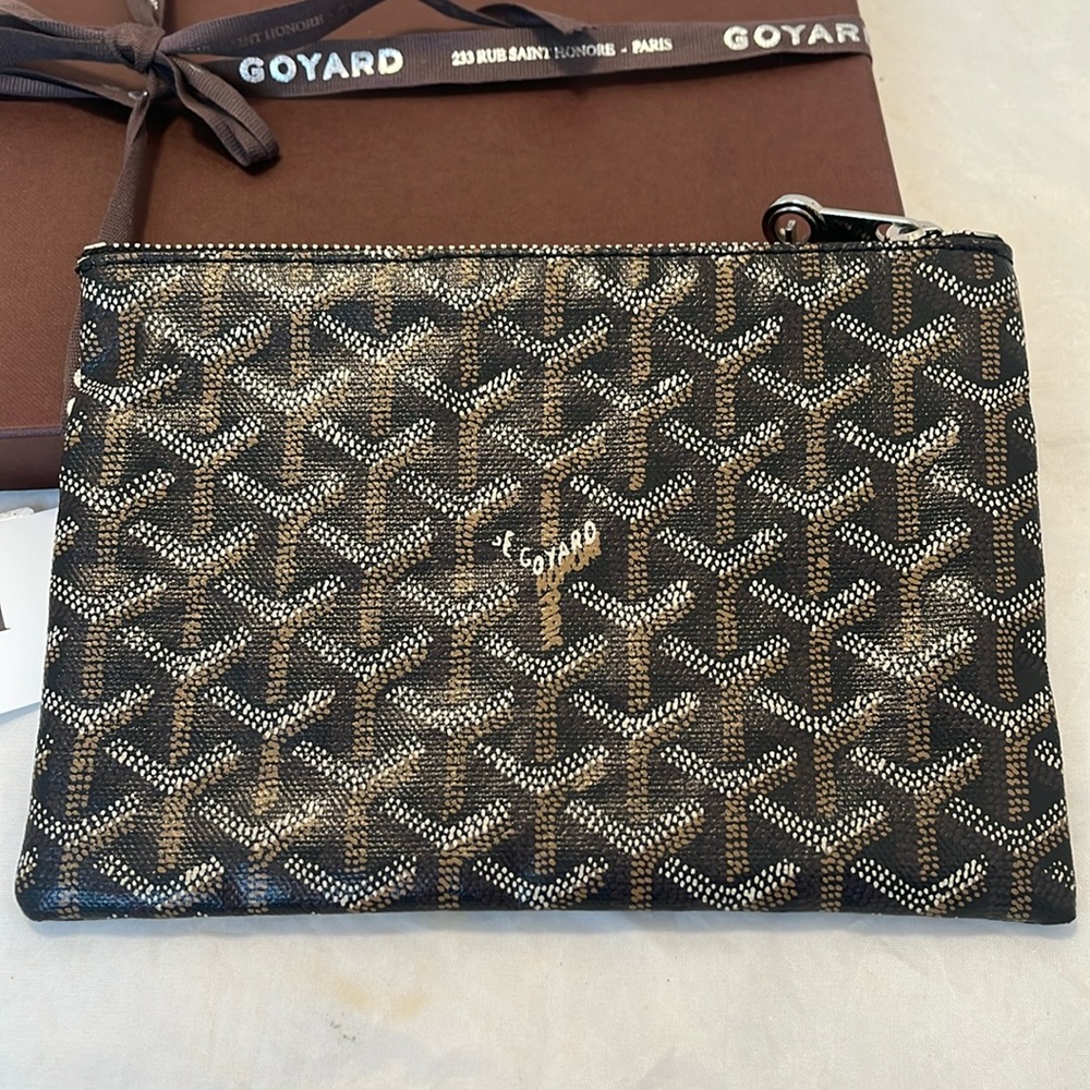 Goyard Cosmetic case/wallet